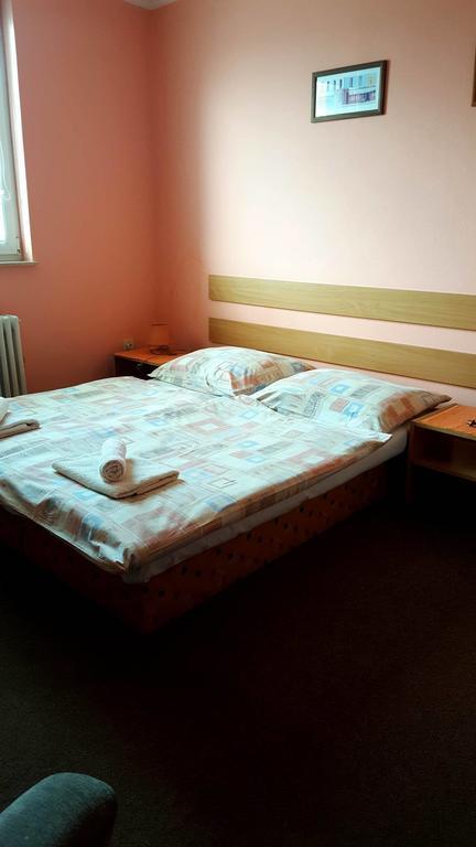 Penzion Premona Nitra Exteriér fotografie
